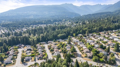 3920 Delbrook Avenue, North Vancouver, BC 