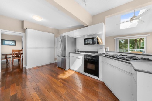 3920 Delbrook Avenue, North Vancouver, BC 