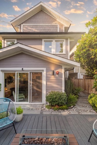 1372 10Th Avenue E, Vancouver, BC 