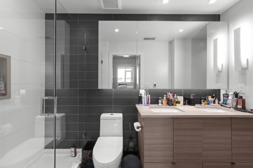 609-3438 Sawmill Crescent, Vancouver, BC 