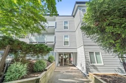204-3883 Laurel Street  Burnaby, BC V5G 4M8