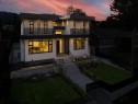 214 24Th Street W, North Vancouver, BC 
