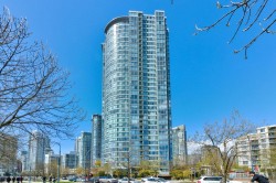 1606-1033 Marinaside Crescent Vancouver, BC V6Z 3A3