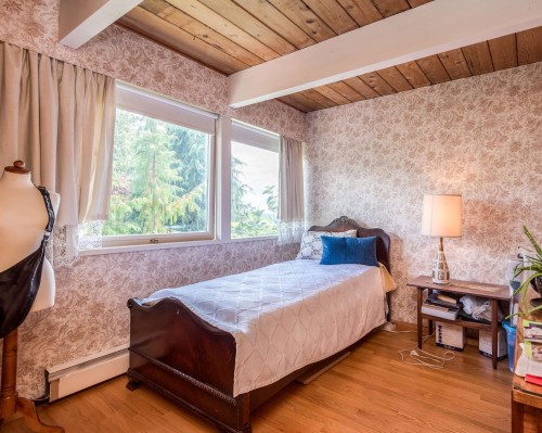 1764 Ottawa Place, West Vancouver, BC 