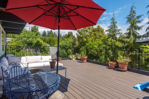 1764 Ottawa Place, West Vancouver, BC 