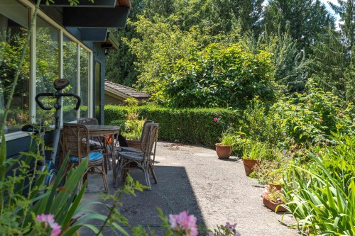 1764 Ottawa Place, West Vancouver, BC 