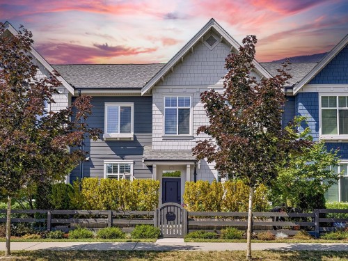 109-3529 Baycrest Avenue  Coquitlam, BC V3B 2W7