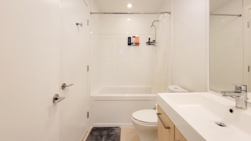 706-9080 University Crescent, Burnaby, BC 