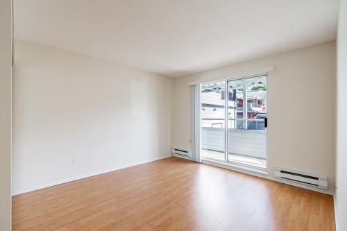 238 4Th Street W, North Vancouver, BC 