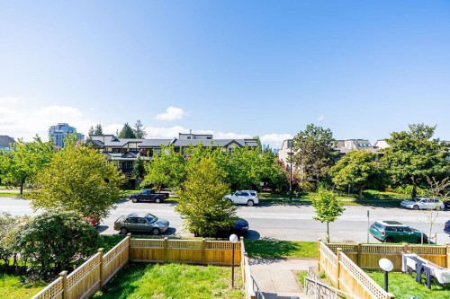 238 4Th Street W, North Vancouver, BC 