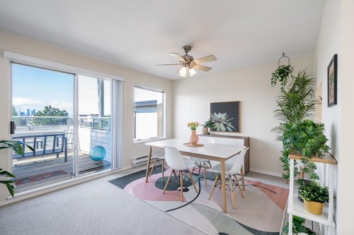 238 4Th Street W, North Vancouver, BC 