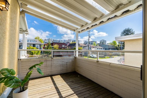 238 4Th Street W, North Vancouver, BC 