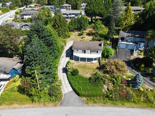 6472 Jasper Road, Sechelt, BC 