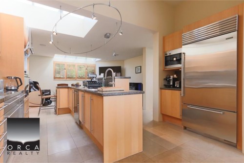 5060 Pinetree Crescent, West Vancouver, BC 