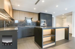 3003-6608 Sussex Avenue Burnaby, BC V5H 3C6