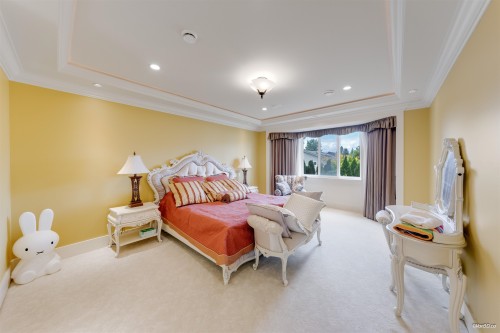 7411 Lucas Road, Richmond, BC - Indoor Photo Showing Bedroom