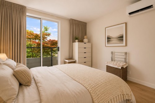 Th3-63 Keefer Place, Vancouver, BC - Indoor Photo Showing Bedroom