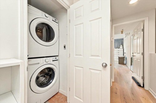 Th3-63 Keefer Place, Vancouver, BC - Indoor Photo Showing Laundry Room