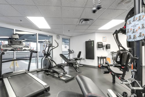 Th3-63 Keefer Place, Vancouver, BC - Indoor Photo Showing Gym Room