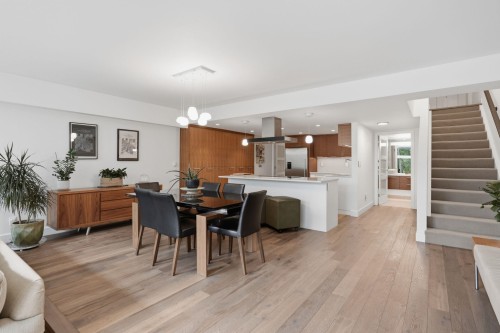 101-1350 View Crescent, Delta, BC - Indoor Photo Showing Dining Room