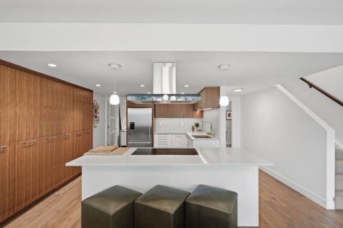 101-1350 View Crescent, Delta, BC - Indoor Photo Showing Kitchen