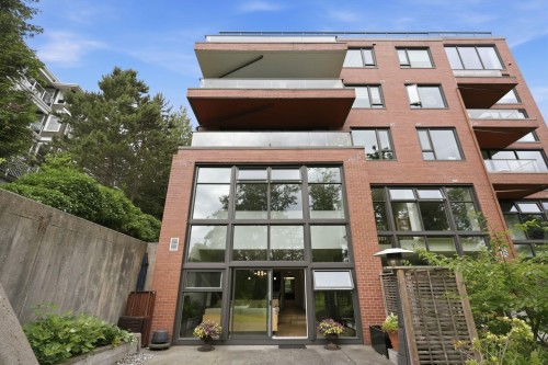 101-1350 View Crescent, Delta, BC - Outdoor