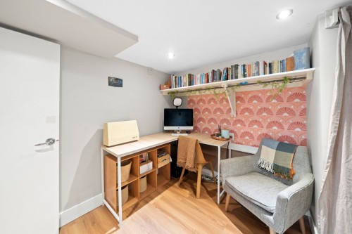 3750 17Th Avenue W, Vancouver, BC - Indoor
