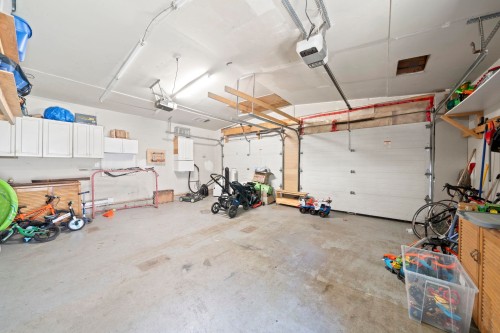 3750 17Th Avenue W, Vancouver, BC - Indoor Photo Showing Garage