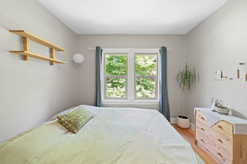 3750 17Th Avenue W, Vancouver, BC - Indoor Photo Showing Bedroom