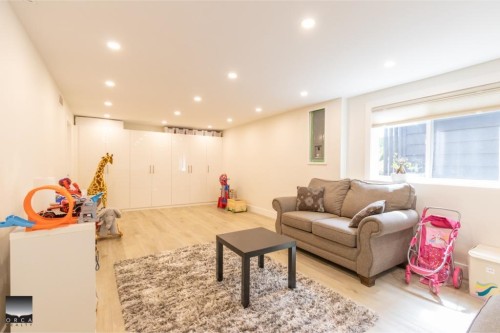 3581 Bluebonnet Road, North Vancouver, BC 