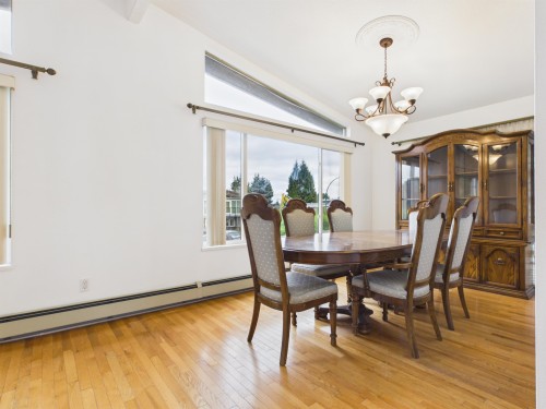 951 Everett Crescent, Burnaby, BC 
