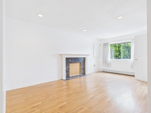 951 Everett Crescent, Burnaby, BC 