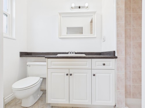 951 Everett Crescent, Burnaby, BC 