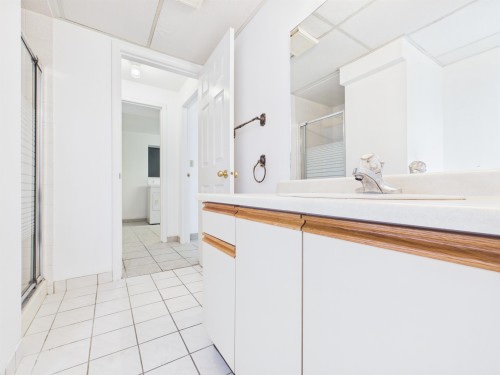 951 Everett Crescent, Burnaby, BC 
