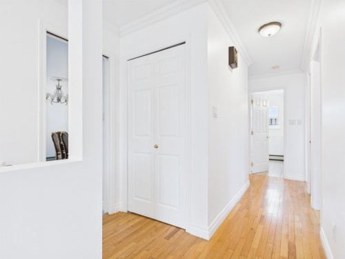 951 Everett Crescent, Burnaby, BC 