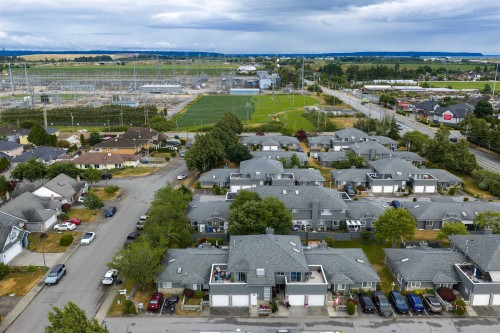 2-6320 48A Avenue, Delta, BC 