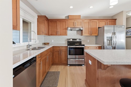 5537 Peregrine Crescent, Sechelt, BC 