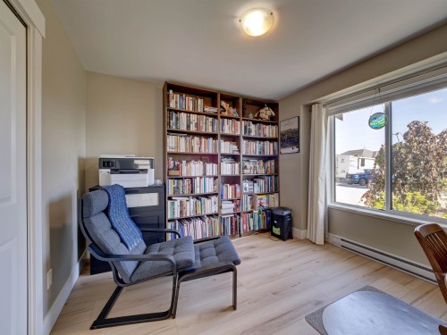 5537 Peregrine Crescent, Sechelt, BC 