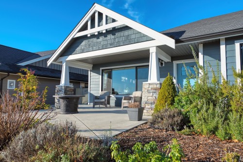 5537 Peregrine Crescent, Sechelt, BC 