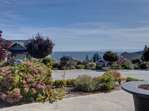 5537 Peregrine Crescent, Sechelt, BC 