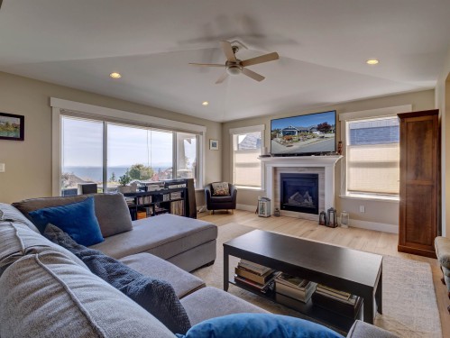 5537 Peregrine Crescent, Sechelt, BC 