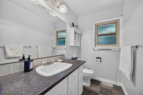 1576 Pitt River Road, Port Coquitlam, BC 