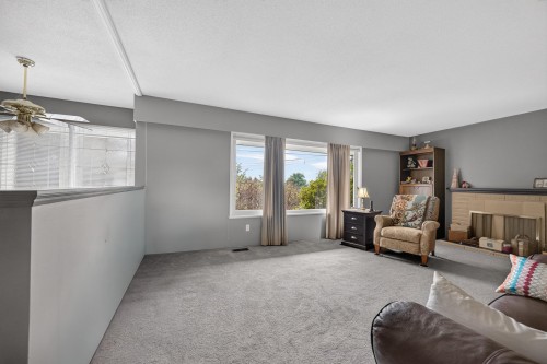 1576 Pitt River Road, Port Coquitlam, BC 