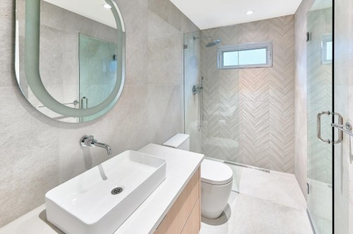 806 Montroyal Boulevard, North Vancouver, BC 