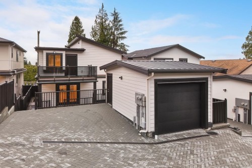 806 Montroyal Boulevard, North Vancouver, BC 