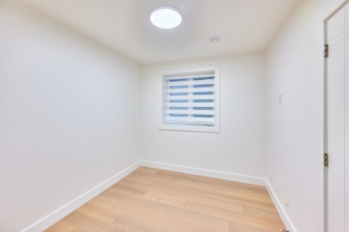 806 Montroyal Boulevard, North Vancouver, BC 