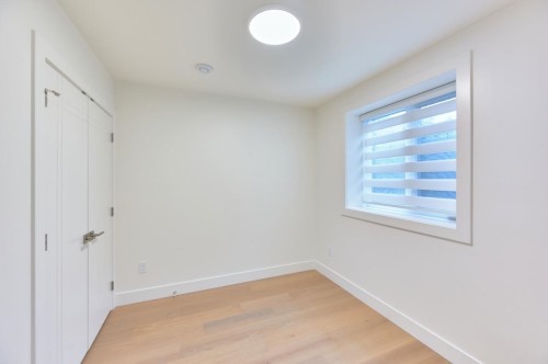 806 Montroyal Boulevard, North Vancouver, BC 