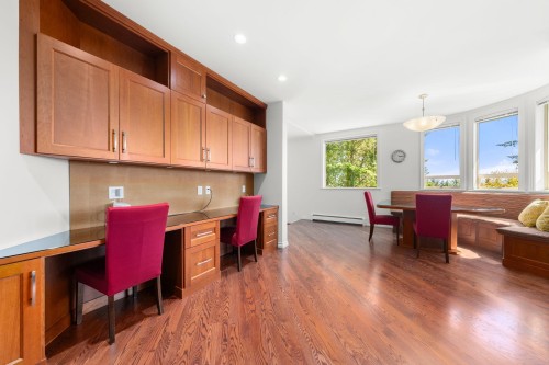 4406 Woodpark Road, West Vancouver, BC 