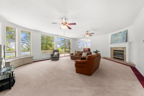 4406 Woodpark Road, West Vancouver, BC 