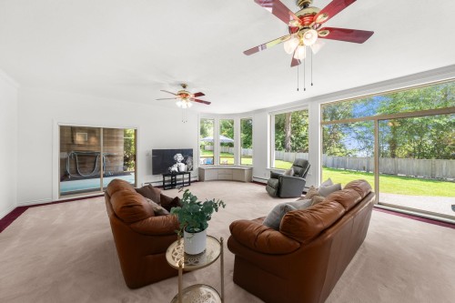 4406 Woodpark Road, West Vancouver, BC 